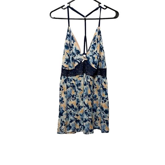 Cacique Blue and White Floral Wireless Nightie - Picture 1 of 8